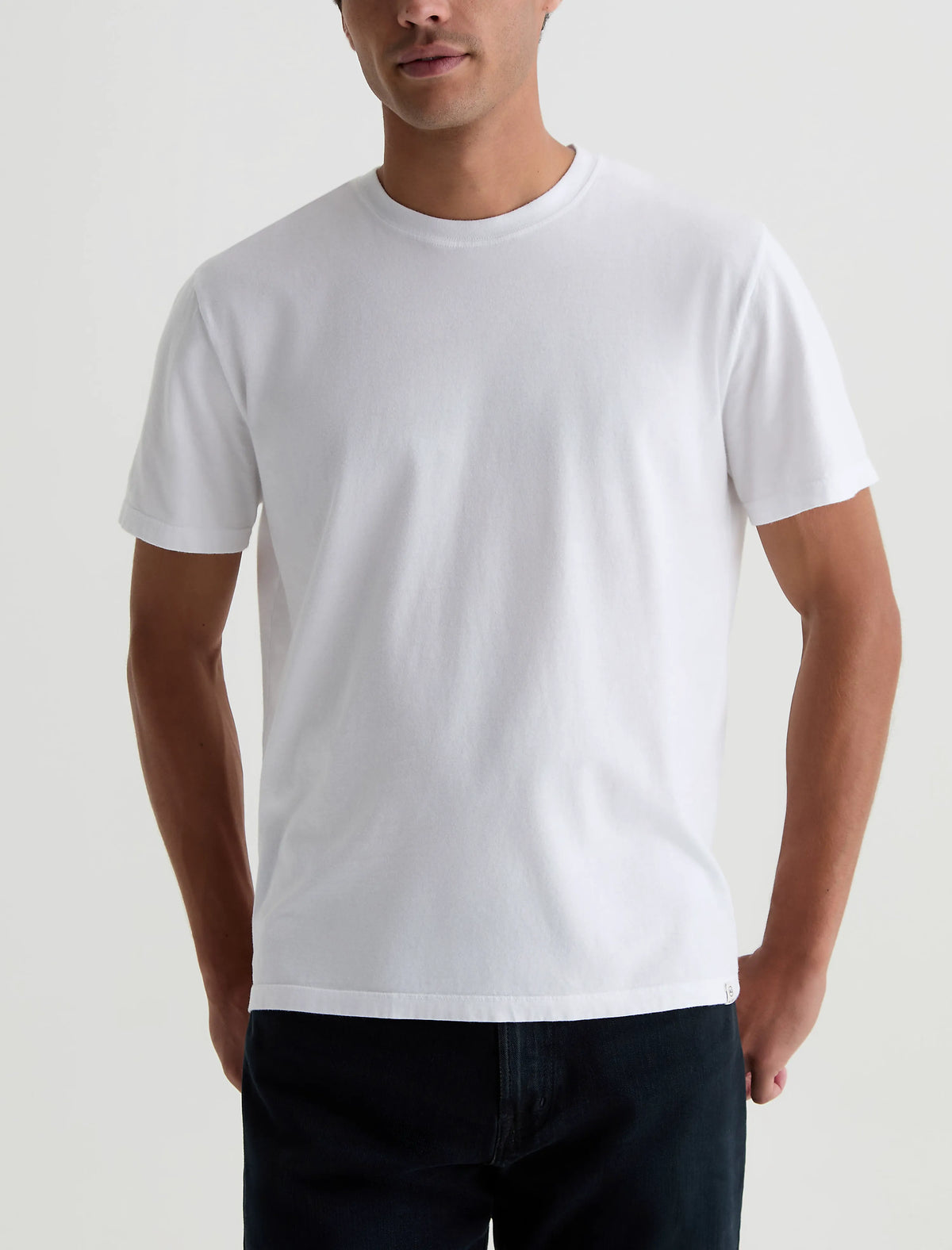 TRUE WHITE