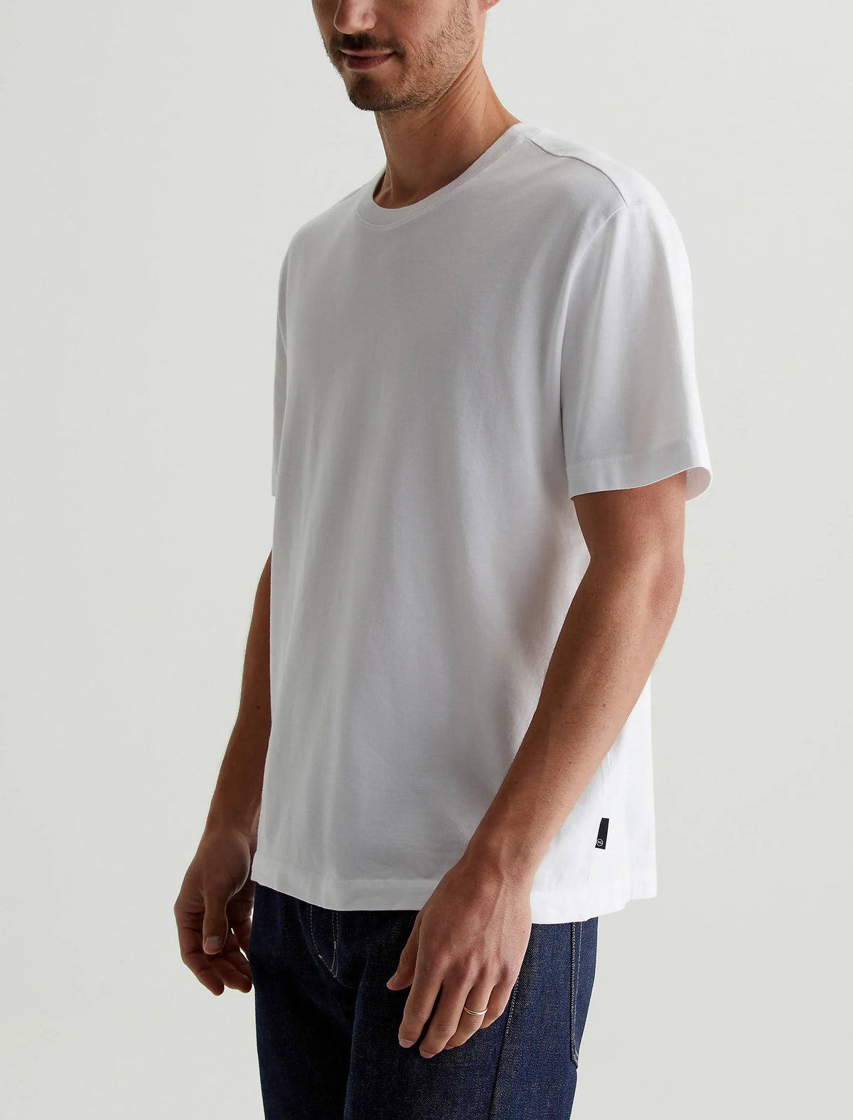 TRUE WHITE