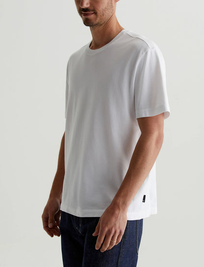 TRUE WHITE