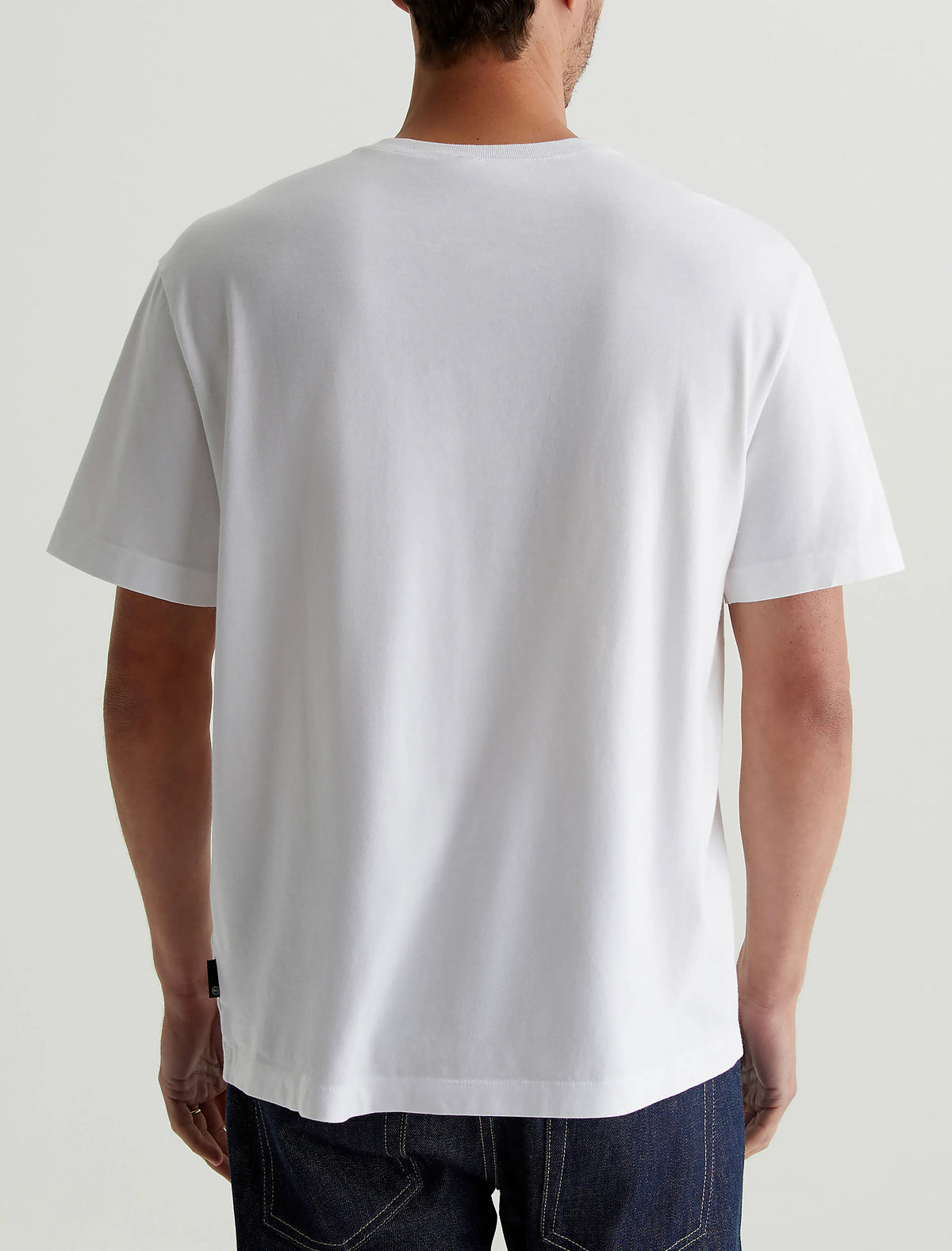 TRUE WHITE