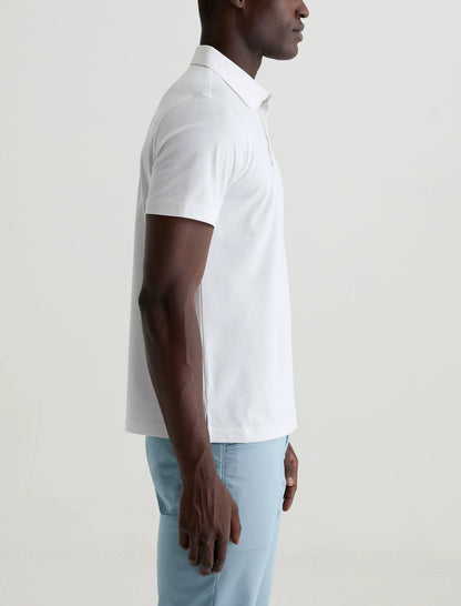 TRUE WHITE