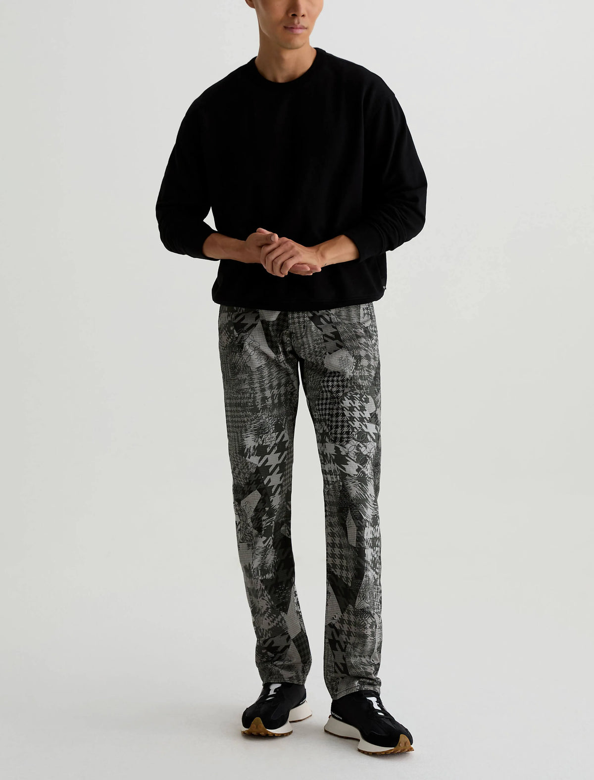 HOUNDSTOOTH
