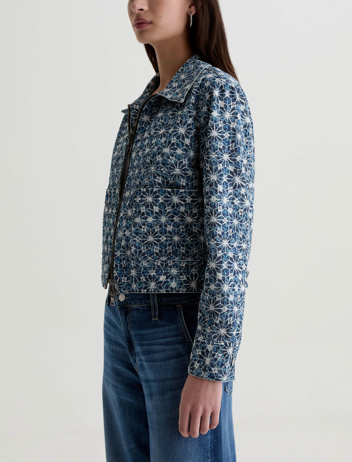 STARS ON DENIM