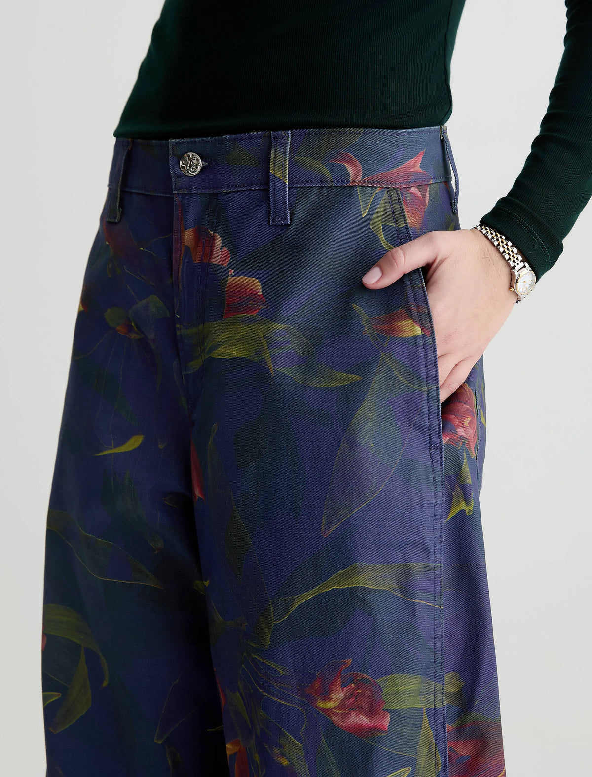 NIGHT FLORAL