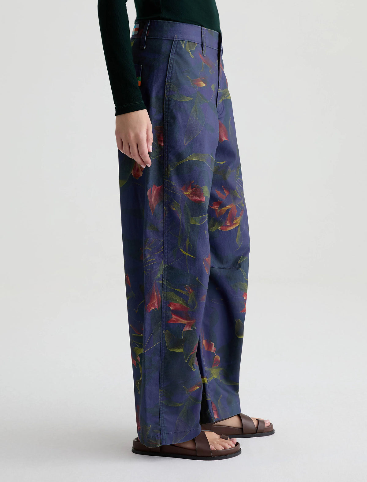 NIGHT FLORAL