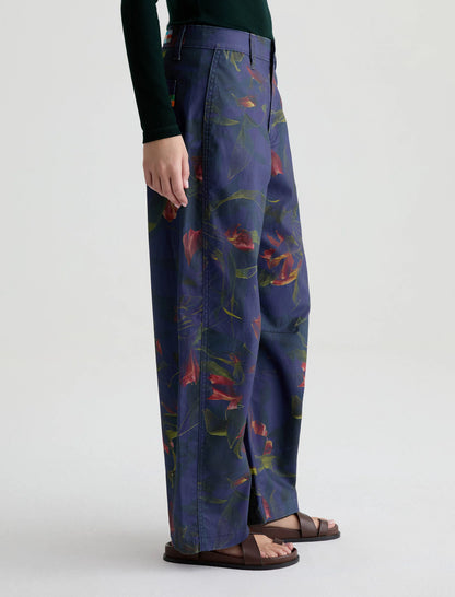 NIGHT FLORAL