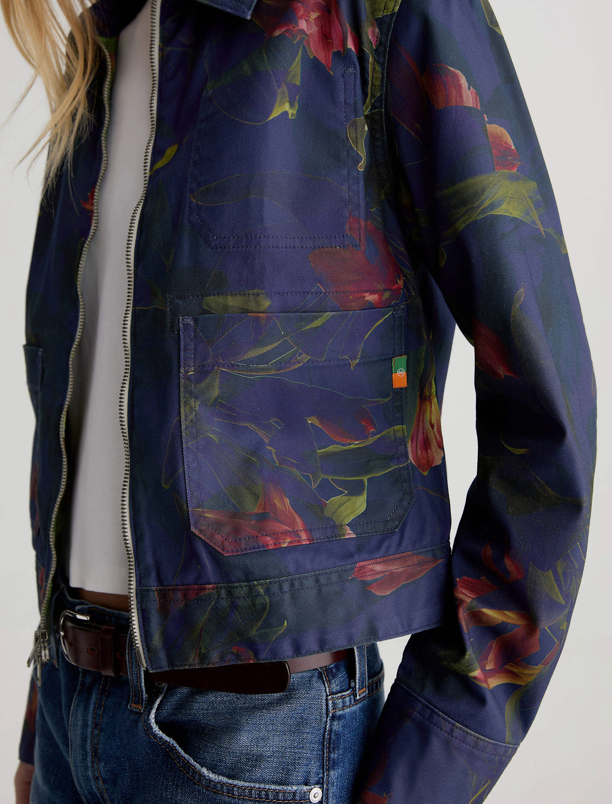 NIGHT FLORAL
