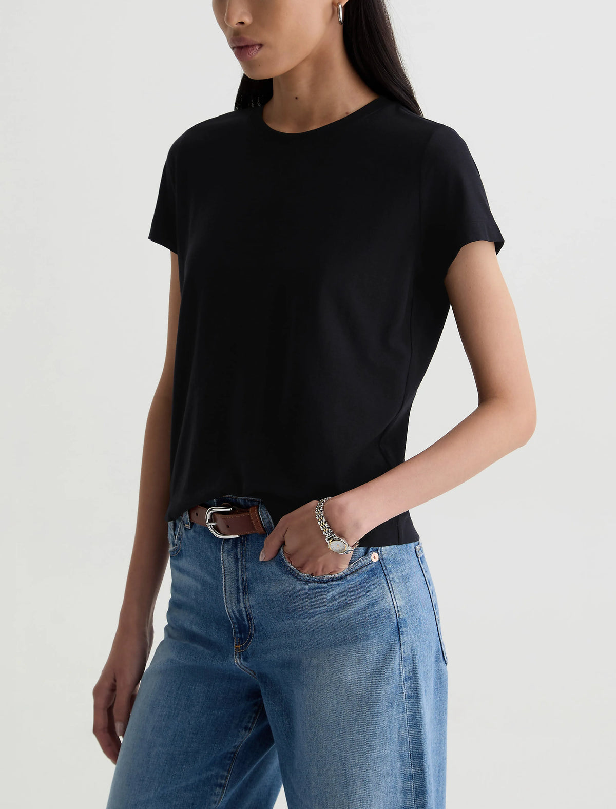 SUPER BLACK