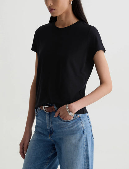 SUPER BLACK