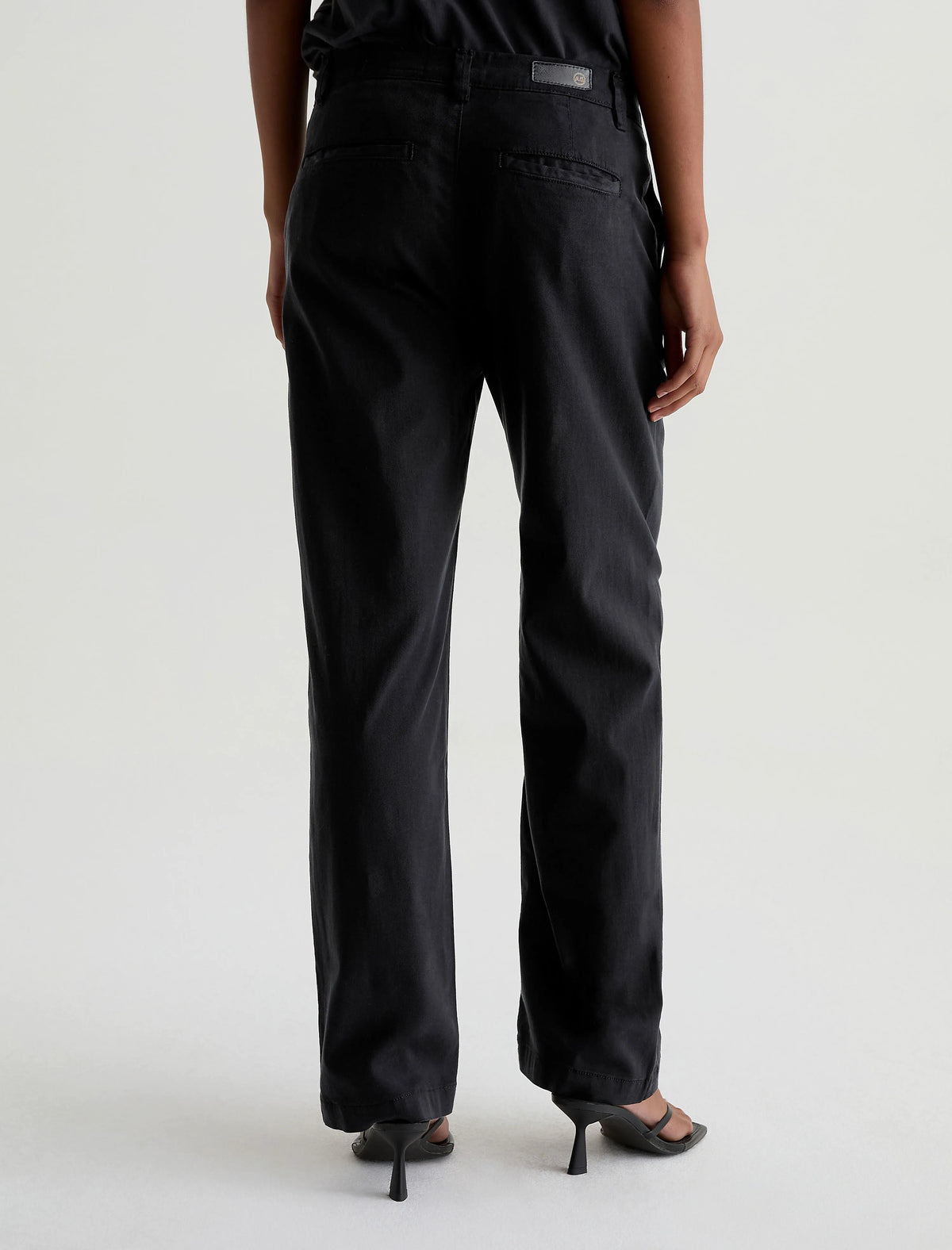 SUPER BLACK