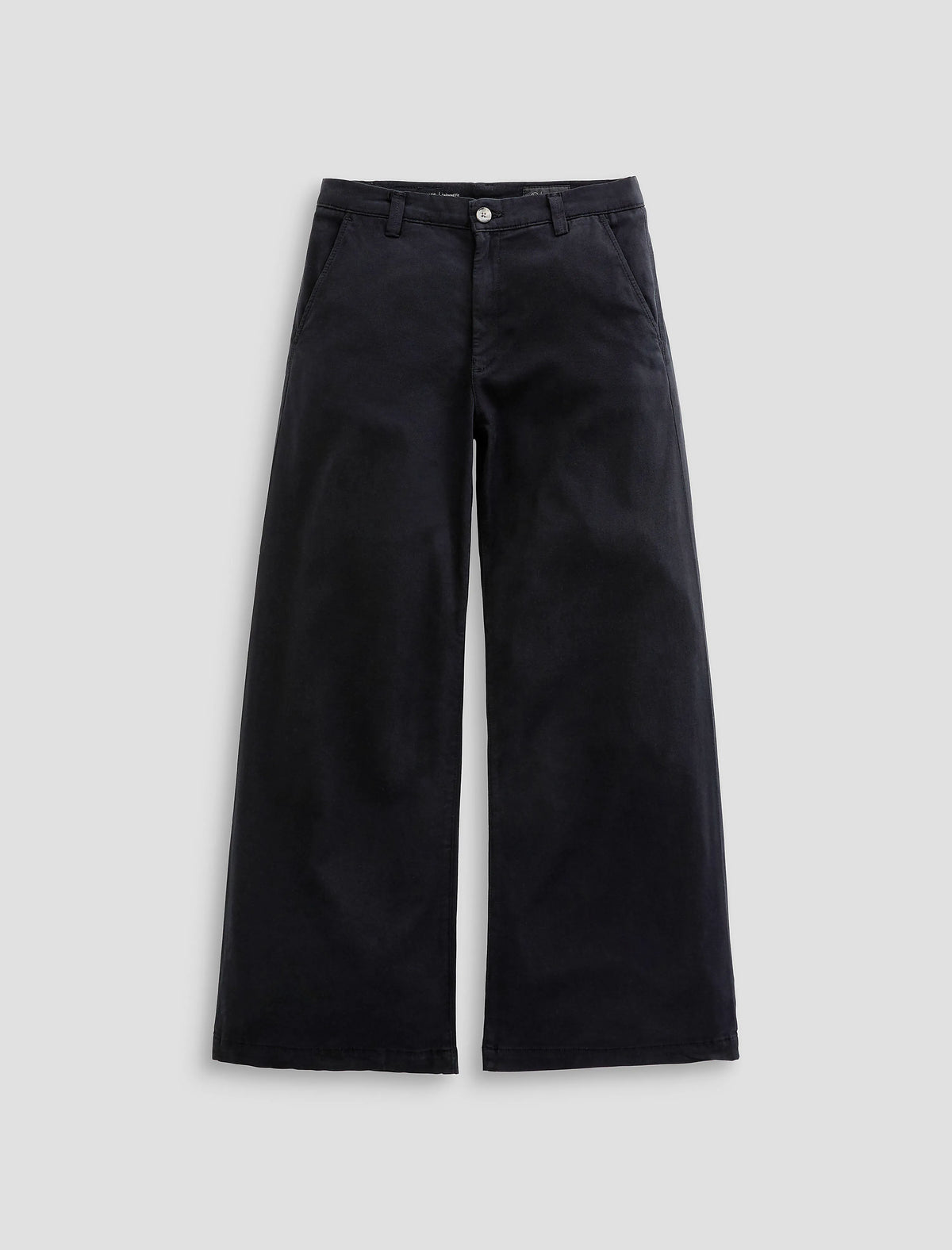 SUPER BLACK