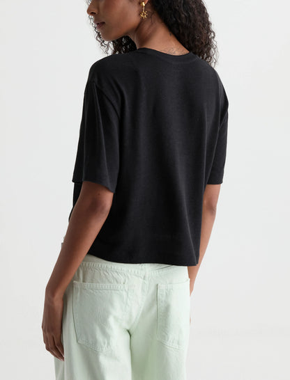 SUPER BLACK