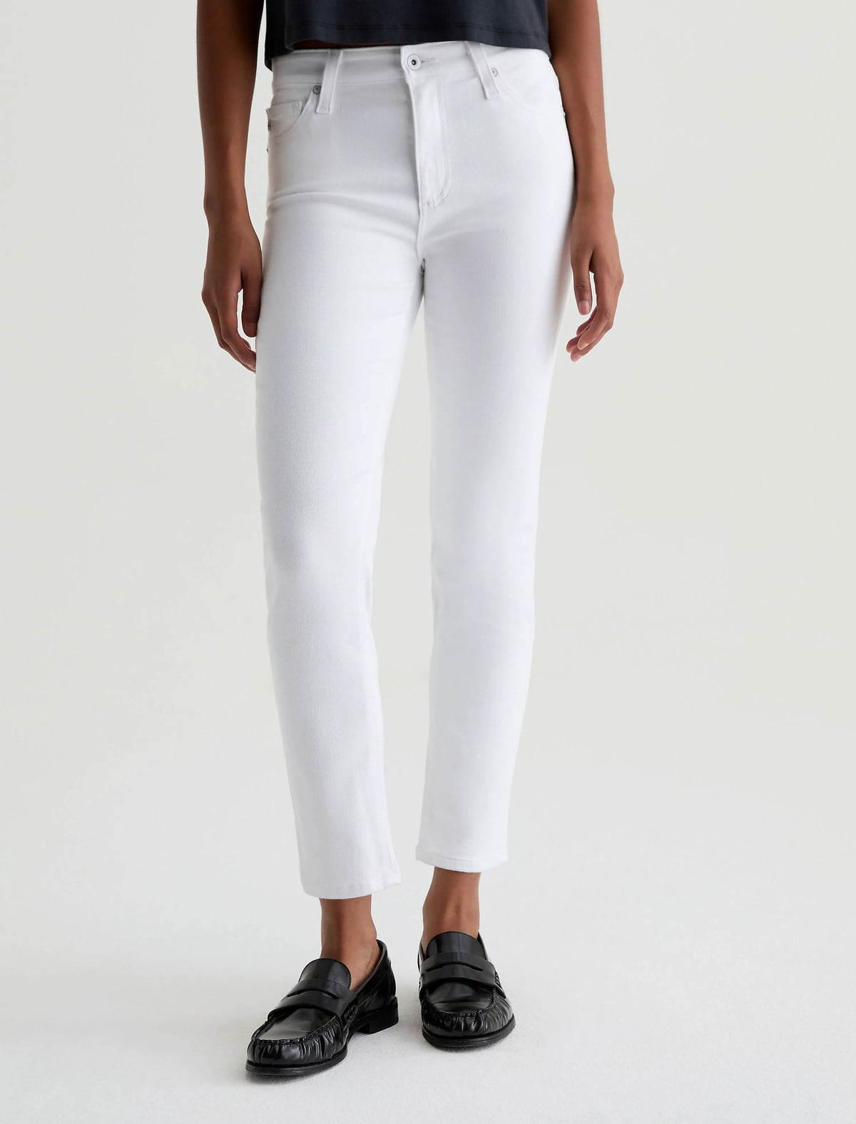 GALLERY WHITE
