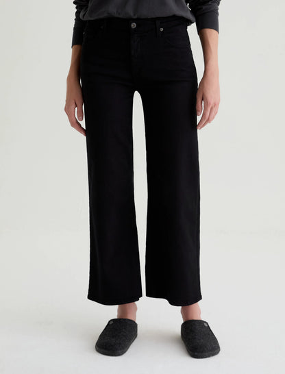 SUPER BLACK