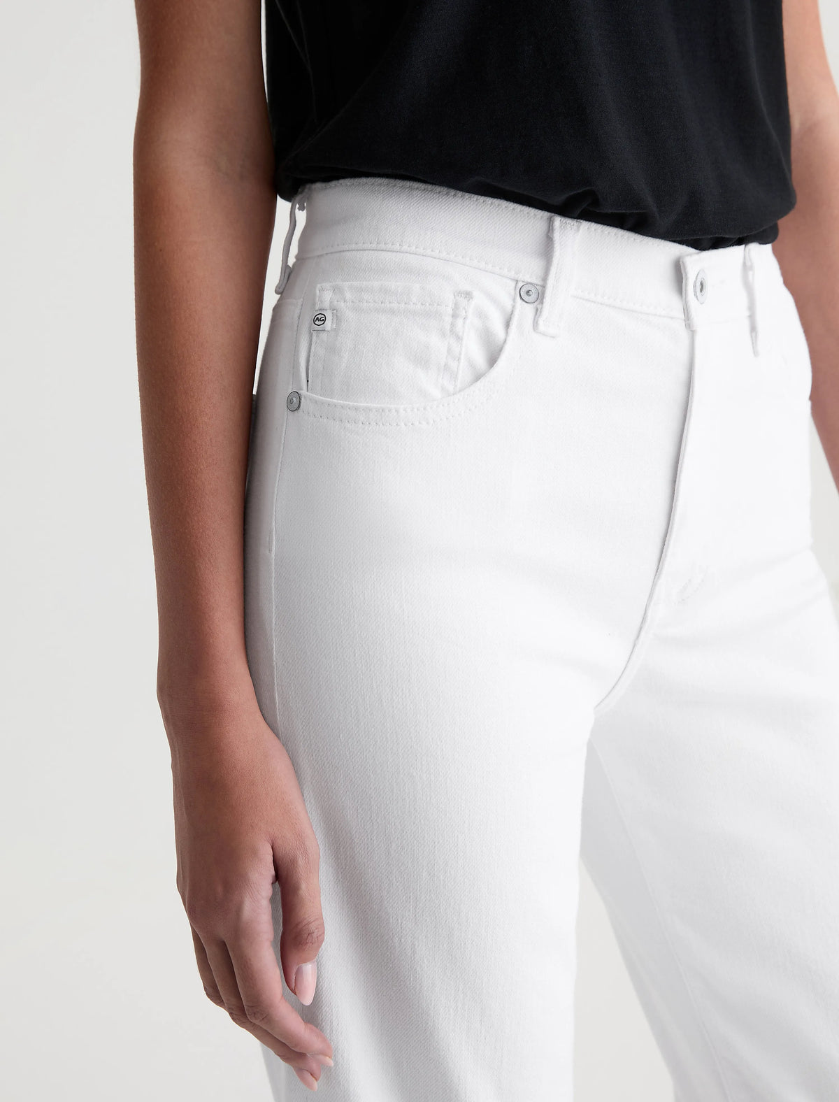 GALLERY WHITE
