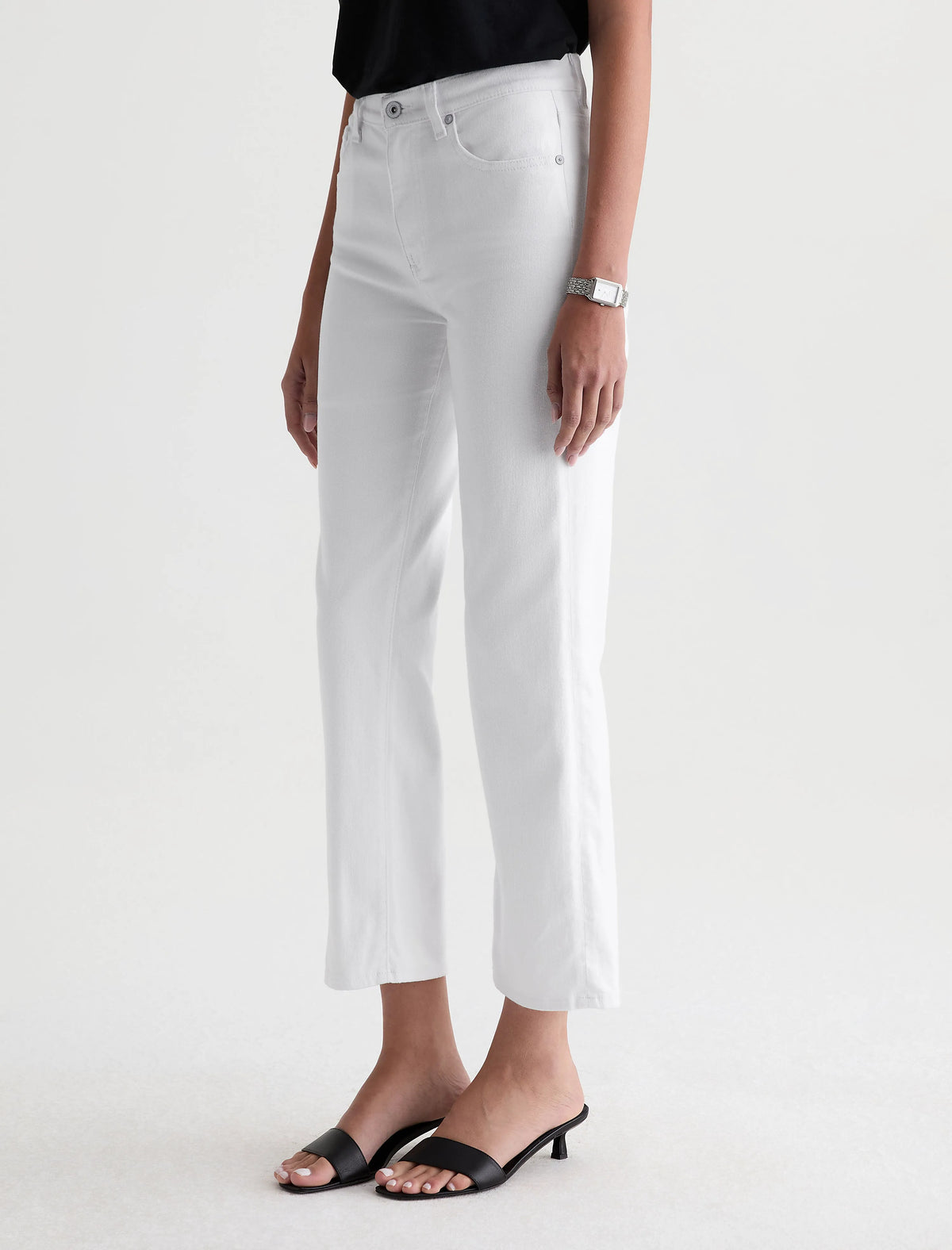 GALLERY WHITE