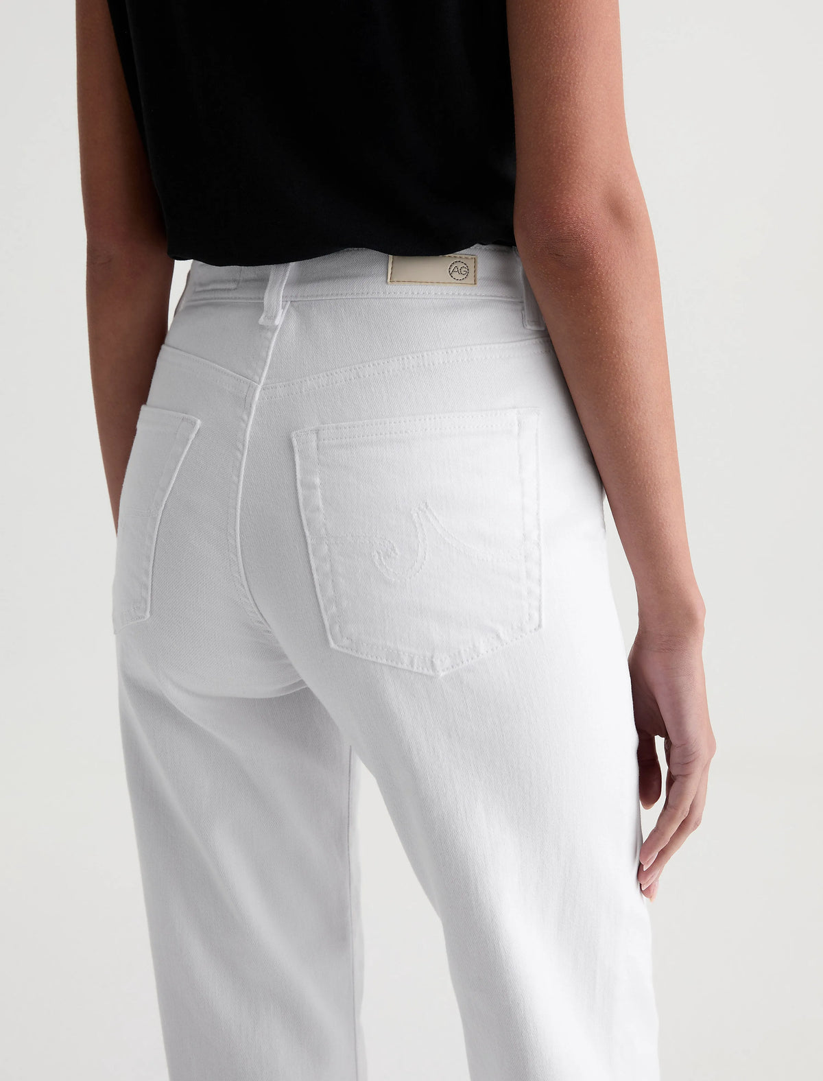 GALLERY WHITE