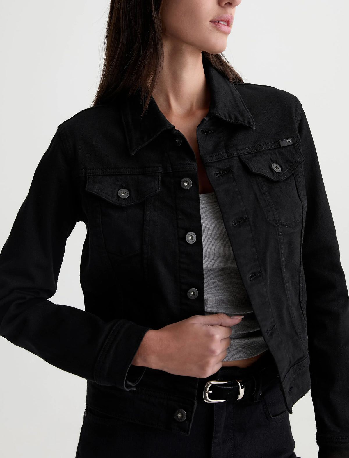 SUPER BLACK