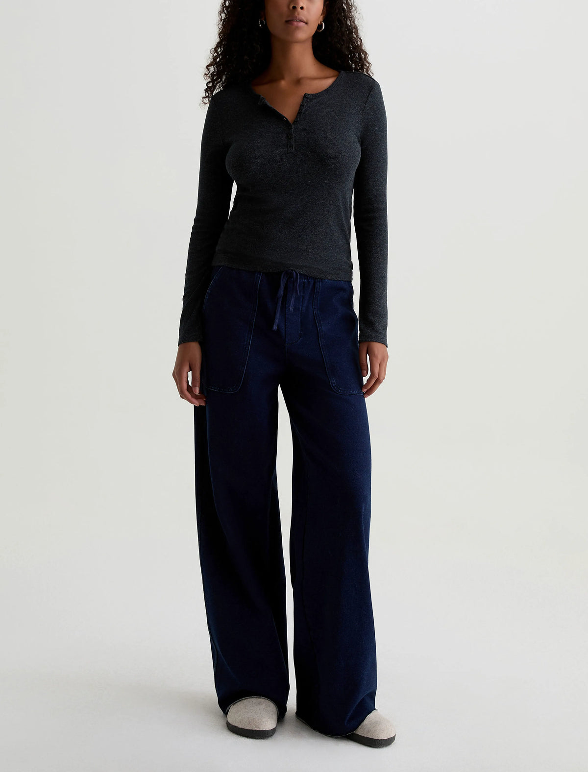HEATHER CHARCOAL
