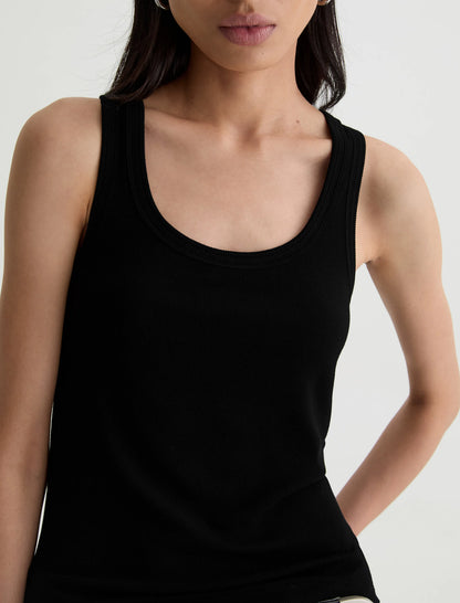 SUPER BLACK