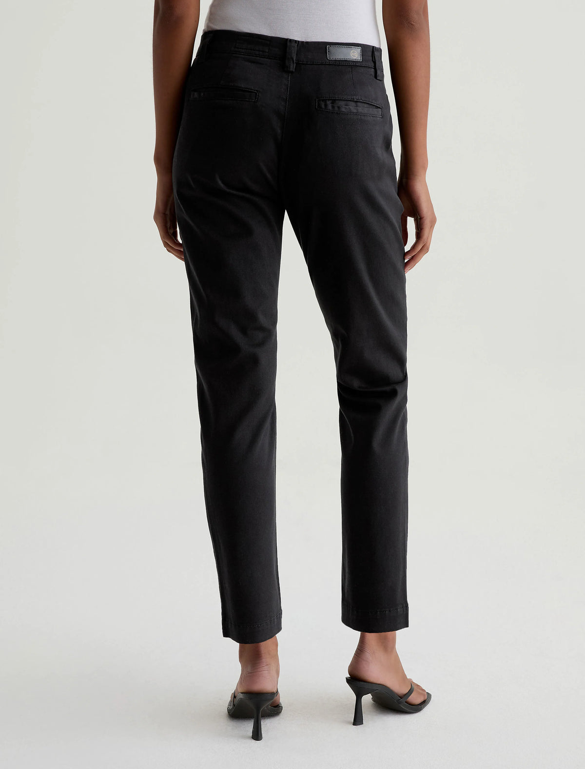 SUPER BLACK