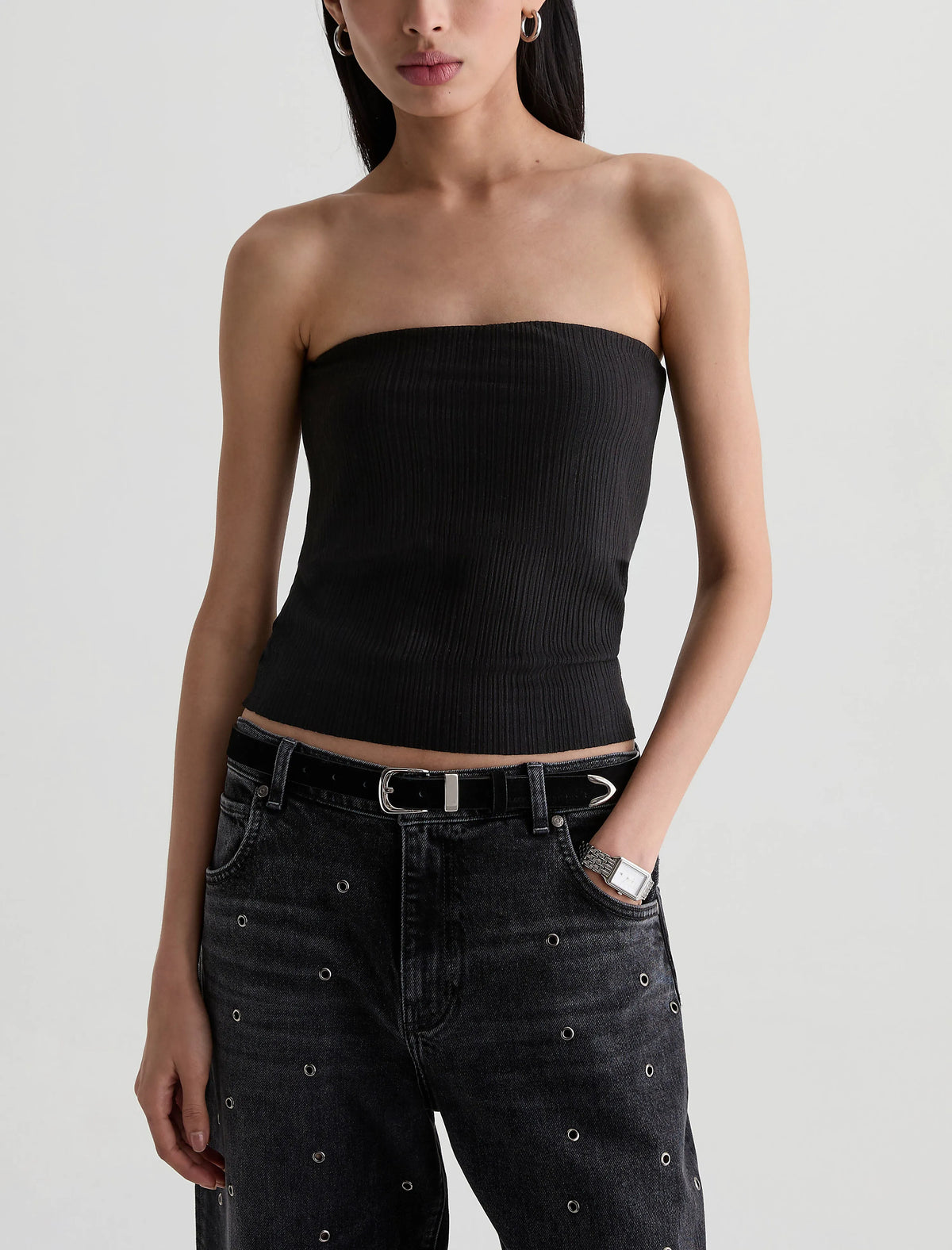 SUPER BLACK