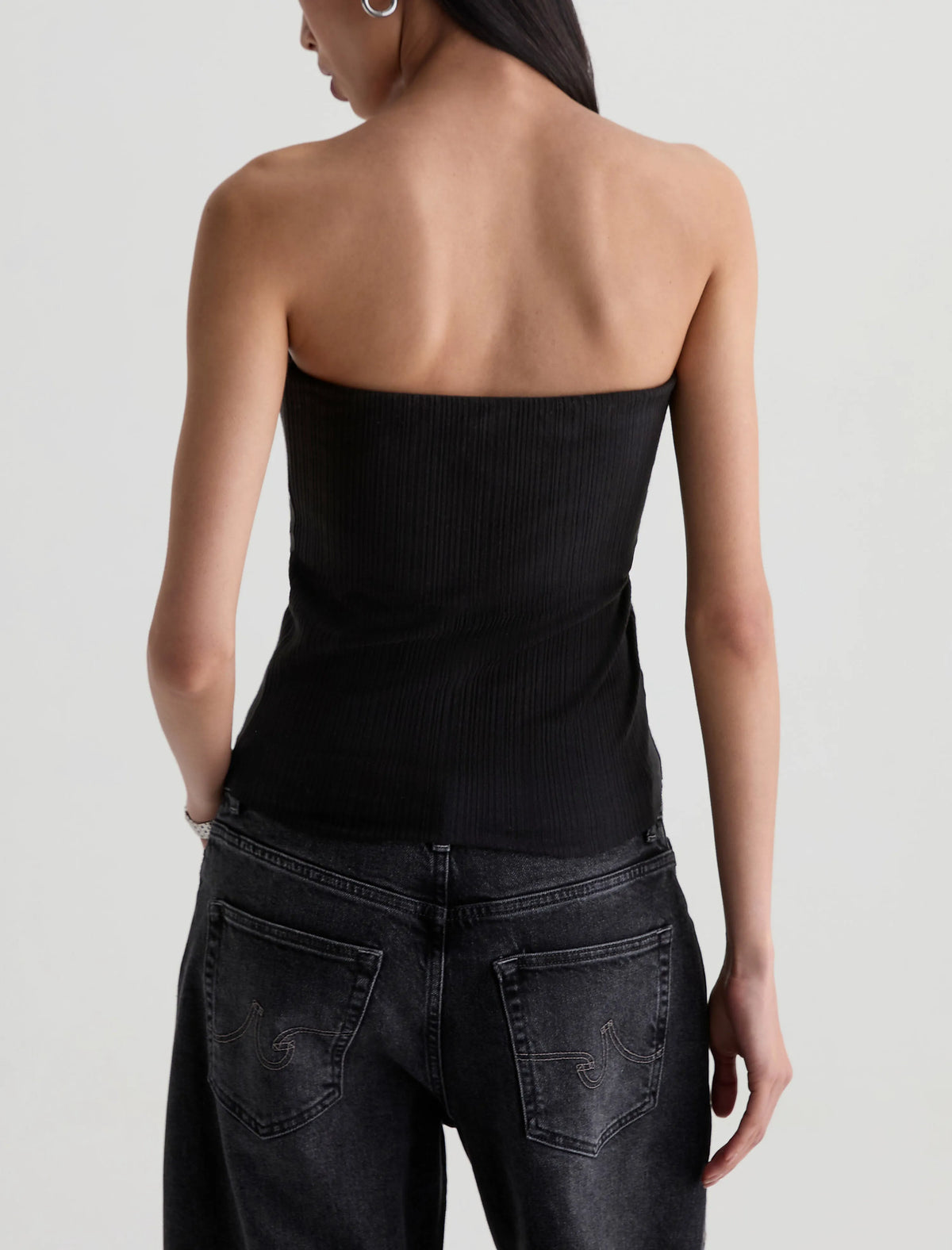 SUPER BLACK