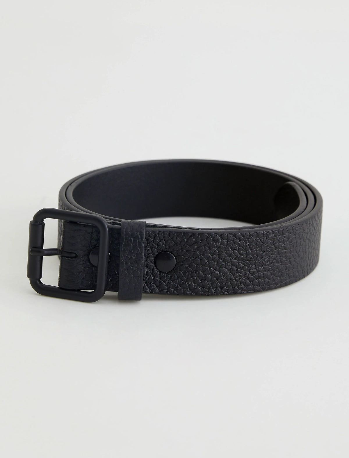 BLACK/BLACK
